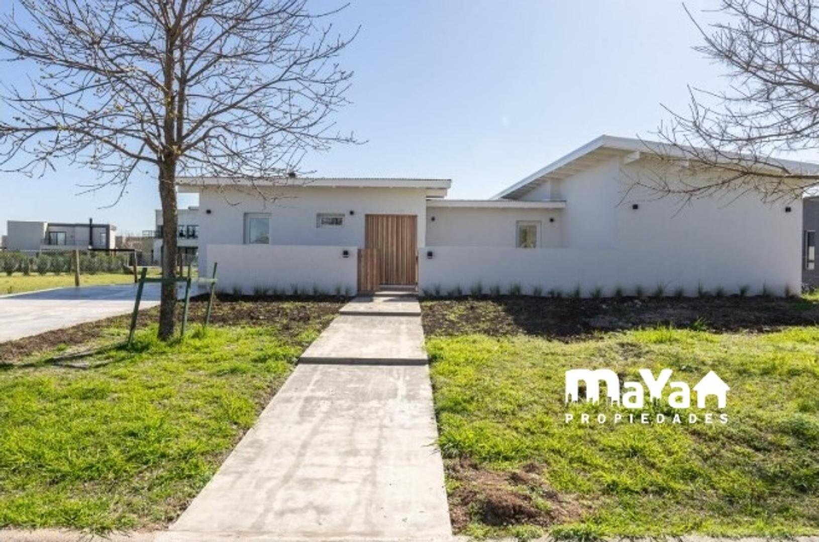 CASA EN VENTA - SAN SEBASTIAN