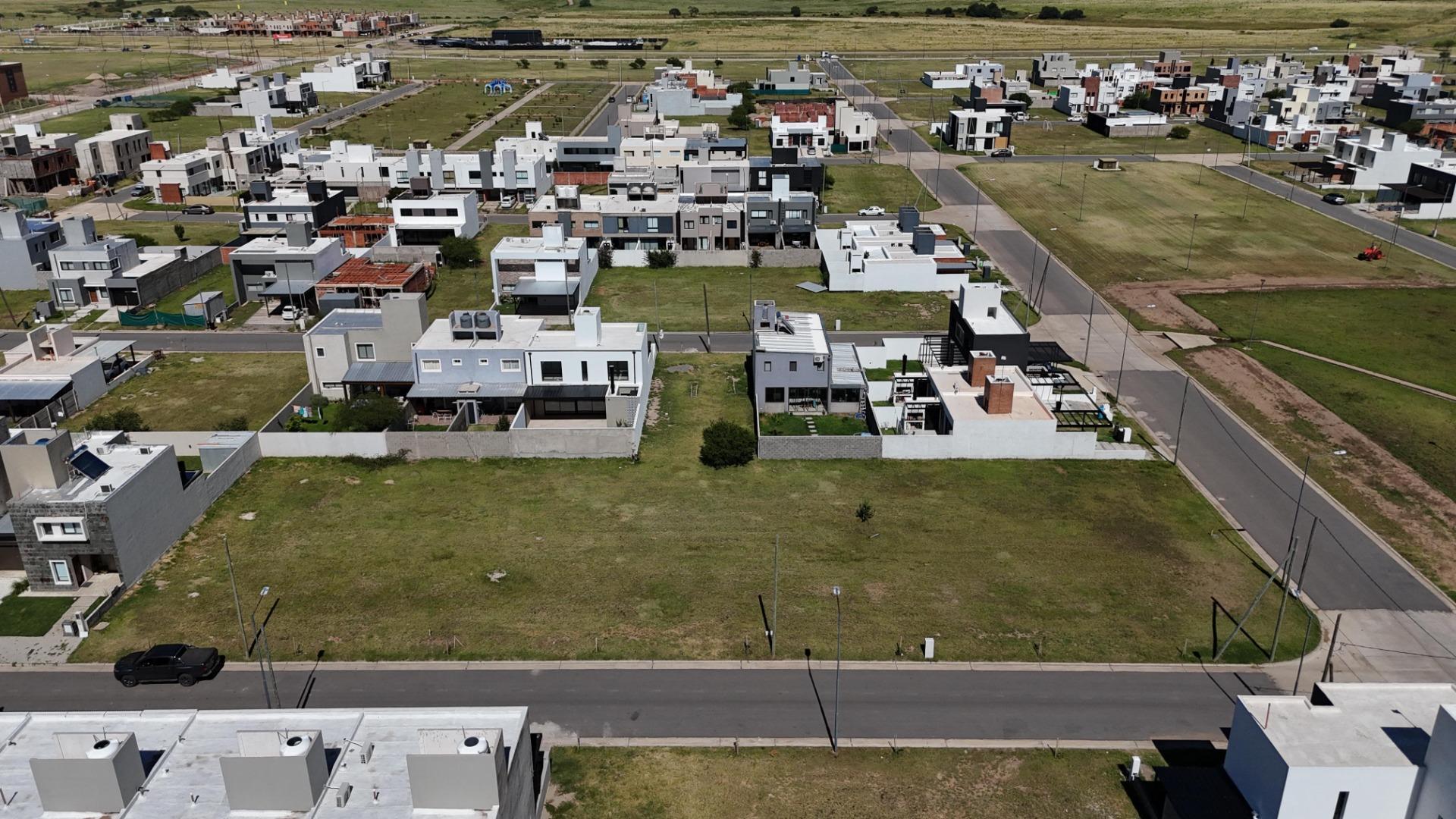 Terreno en Venta en Colinas De Manantiales, USD 58.000