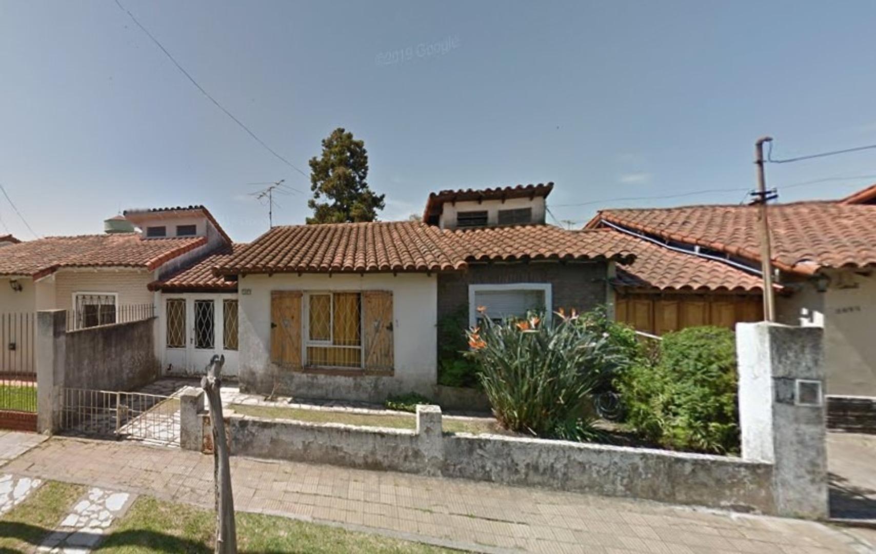 Chalet venta 4 ambientes Ituzaingó Apto Credito bancario