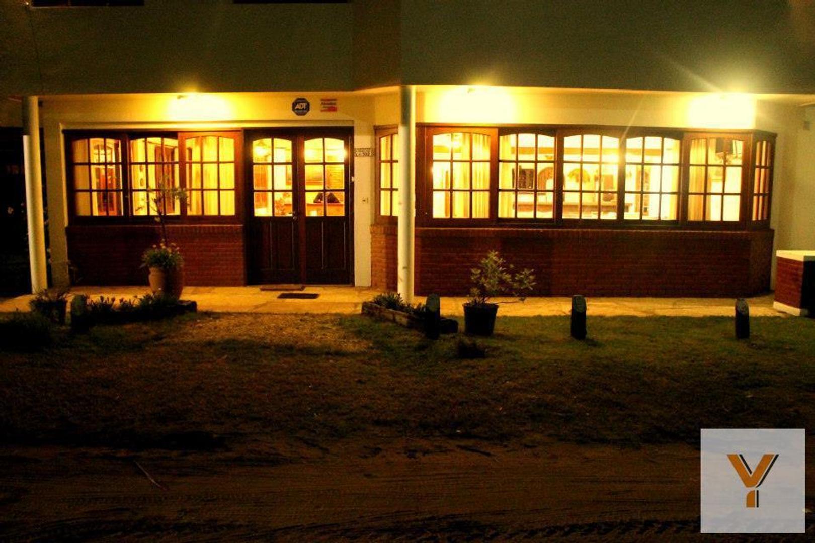 Hotel en Venta en Villa Gesell, USD 1.700.000
