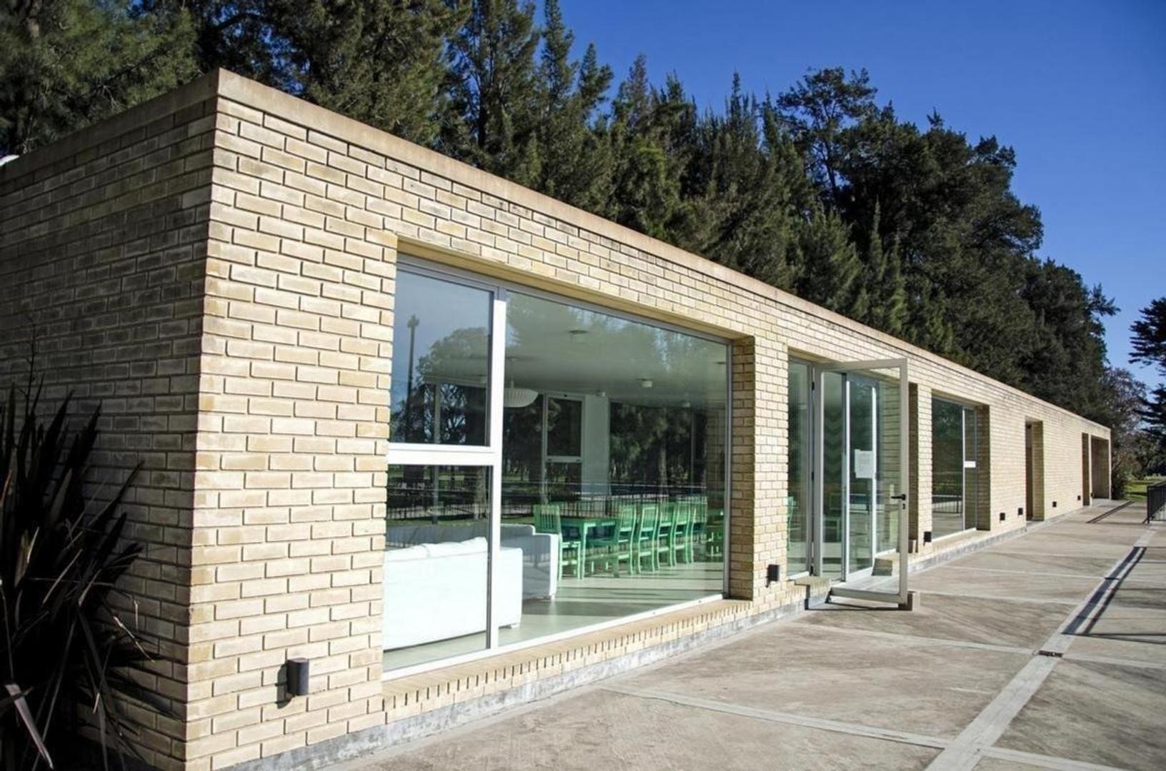 Venta lote /permuta PRADOS DEL OESTE