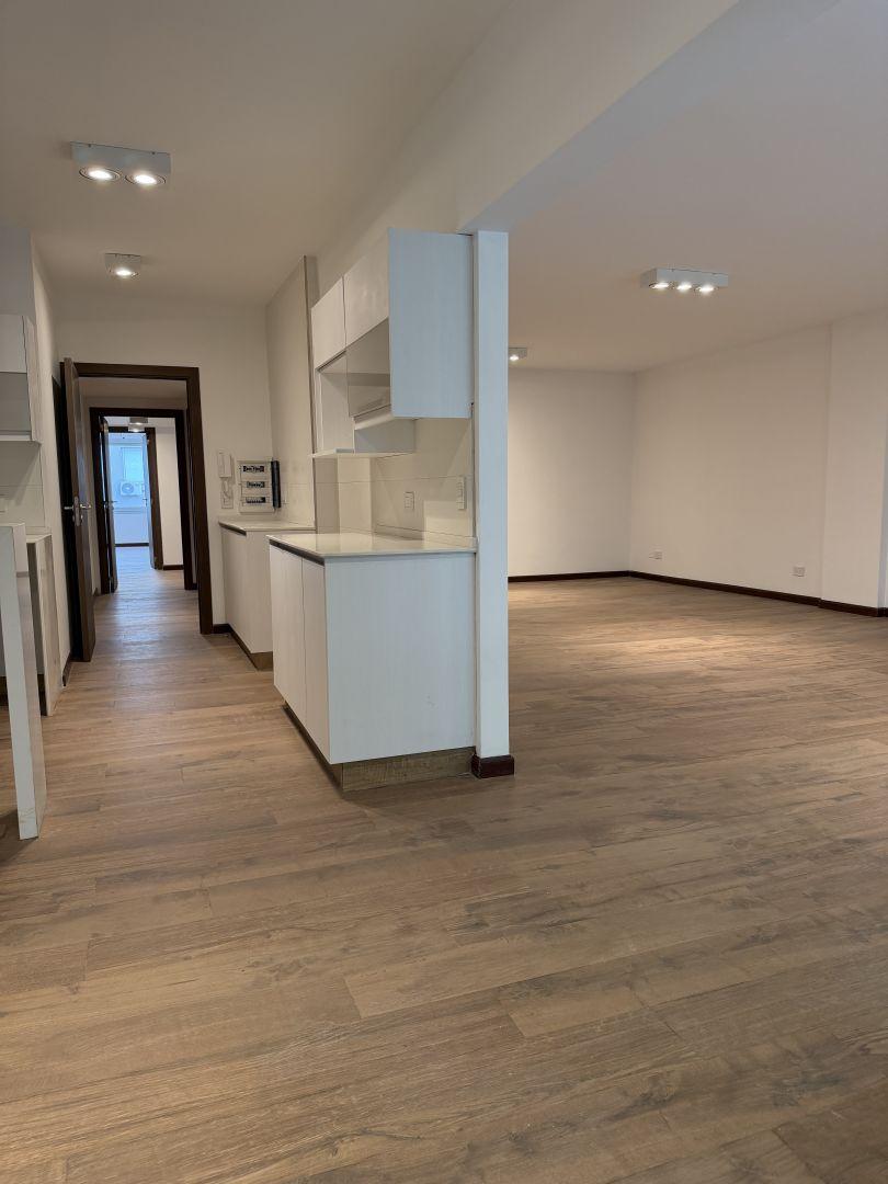 VENTA | 4 AMBIENTES CON BALCÓN TERRAZA | CABALLITO