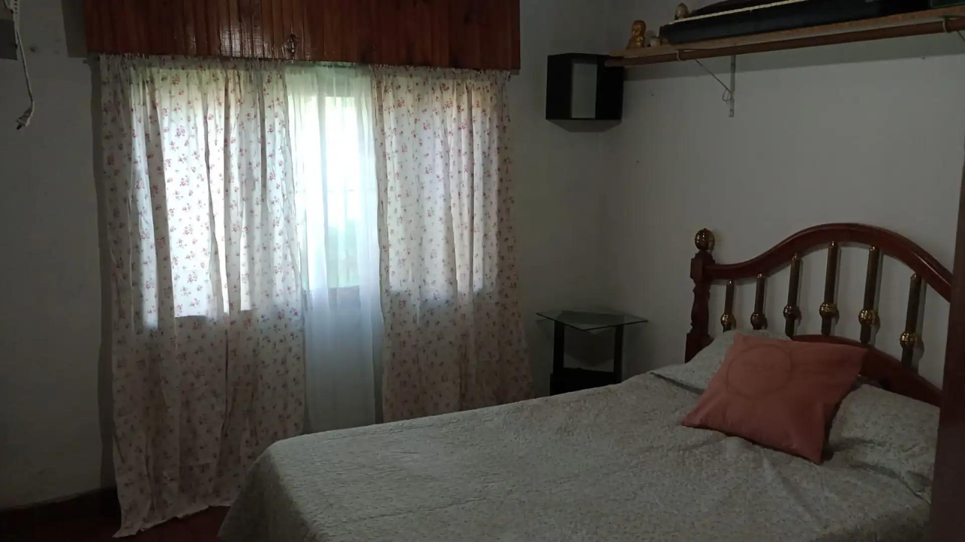 Muy cerca de la estación de Alberti, rápida salida a panamer