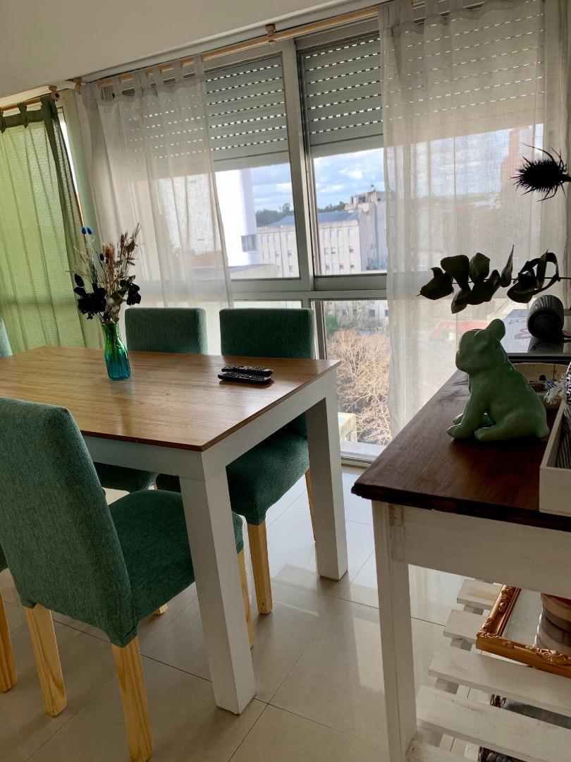 VENTA DPTO DE DOS DORM Y COCHERA