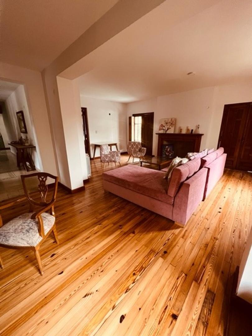 CASA EN VENTA BARRANCAS DEL SUR 3 DORMITORIO