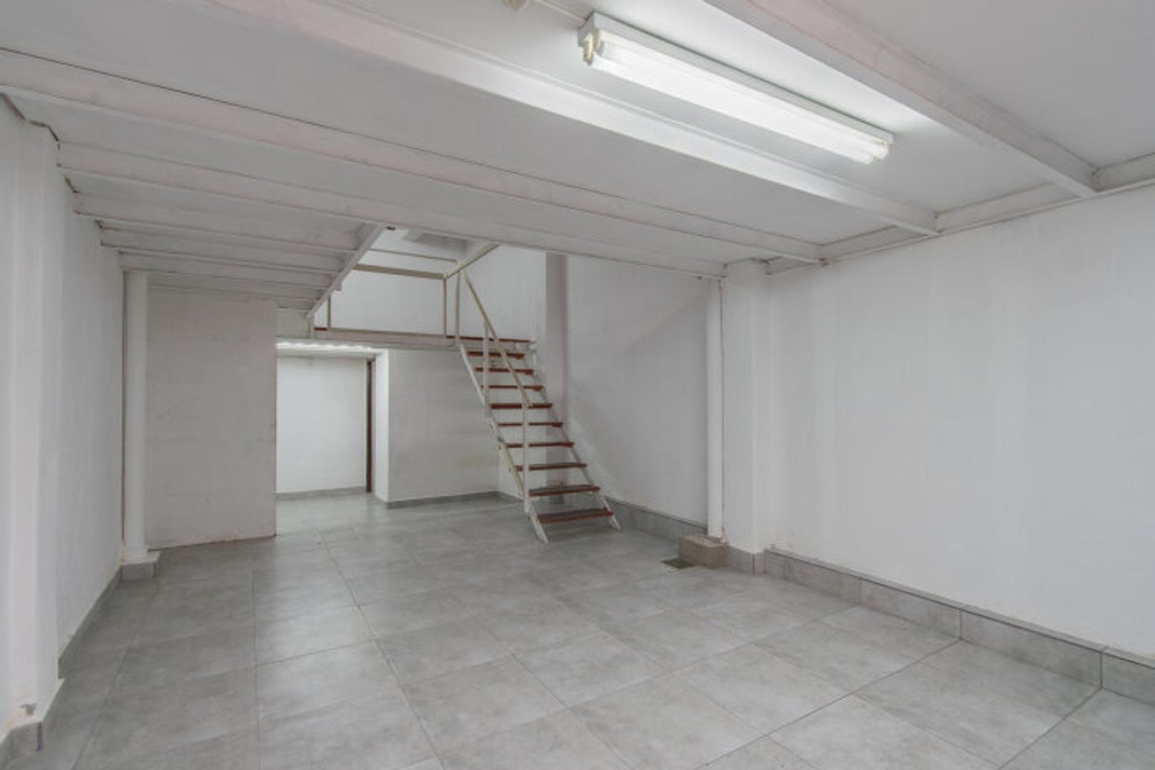 Depto Tipo Casa en Venta 35 años