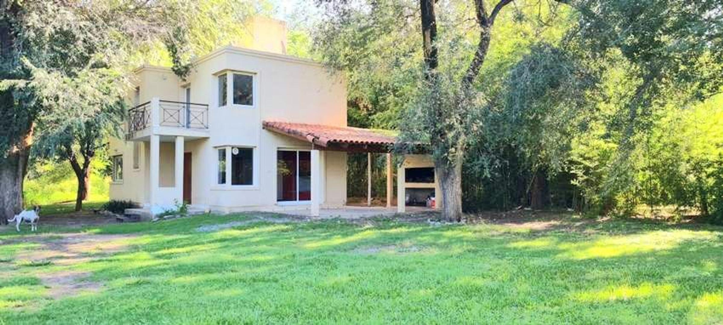 Casa en venta - Villa Allende