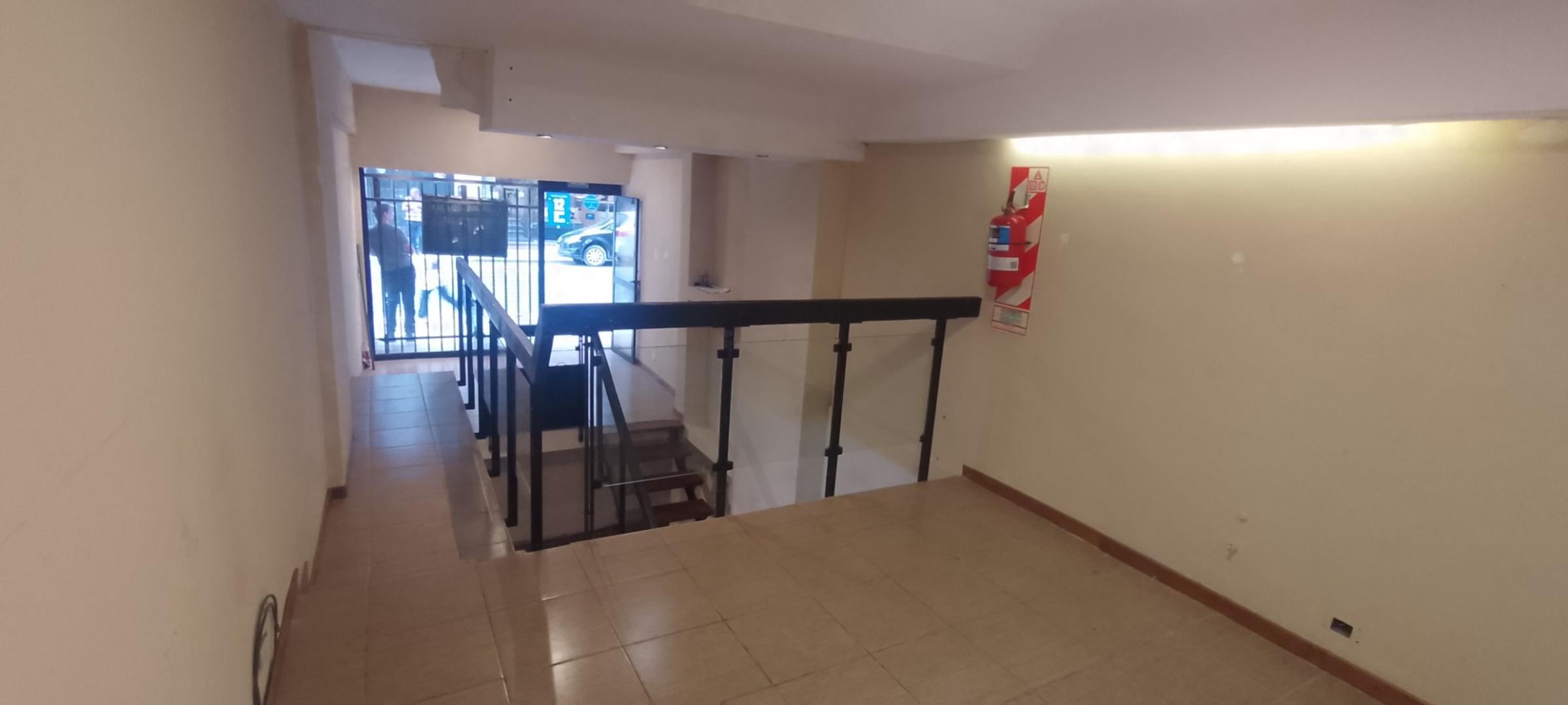 Local en Alquiler en Recoleta, $ 1.000.000