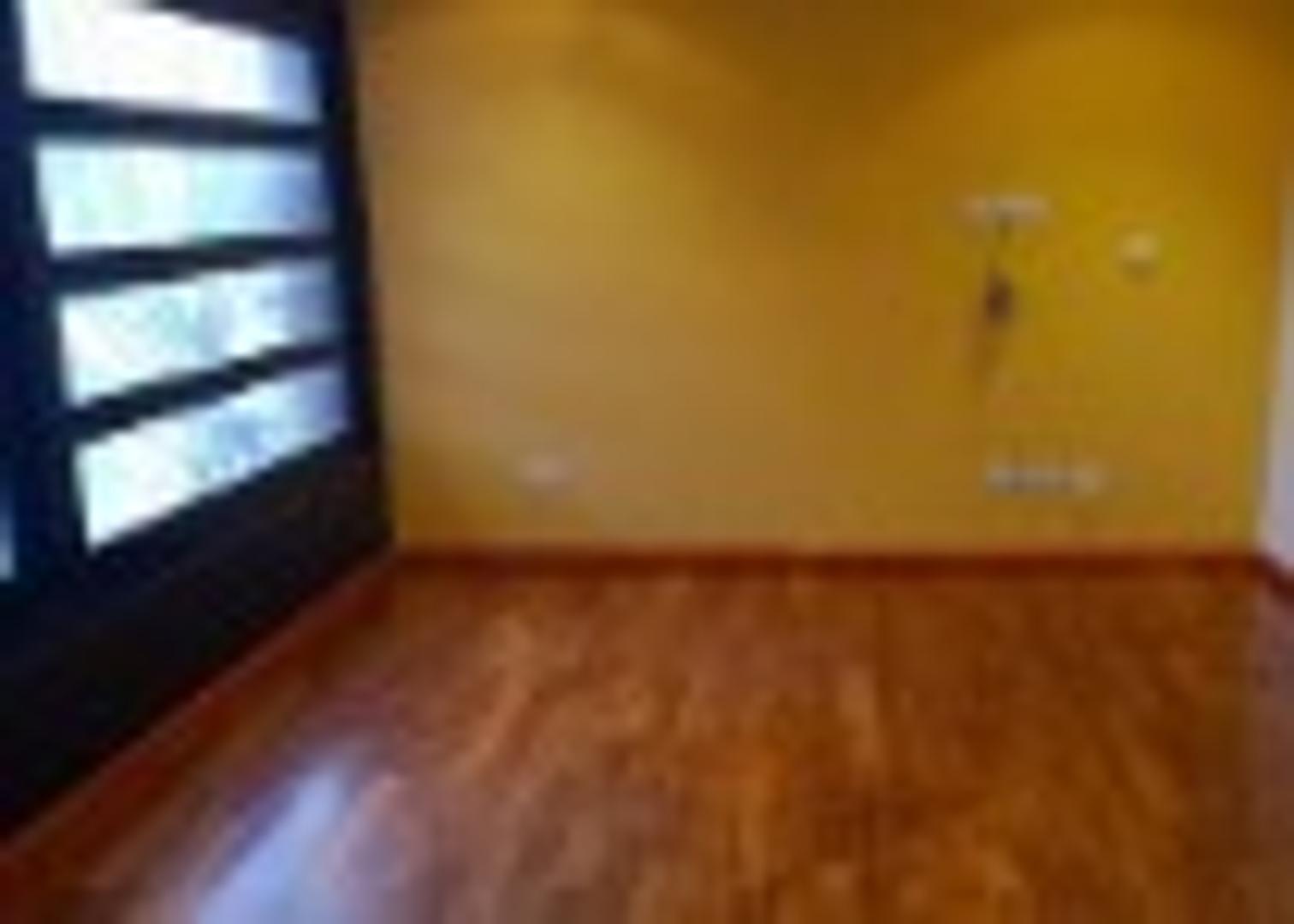 Departamento en Venta con 4 cocheras