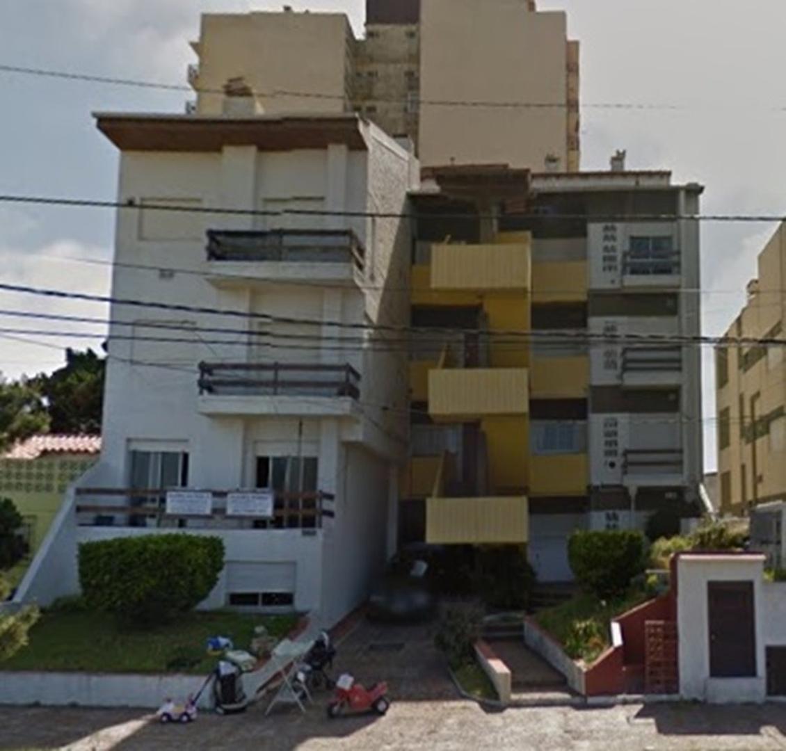 Av Costanera 2022 , Piso 3