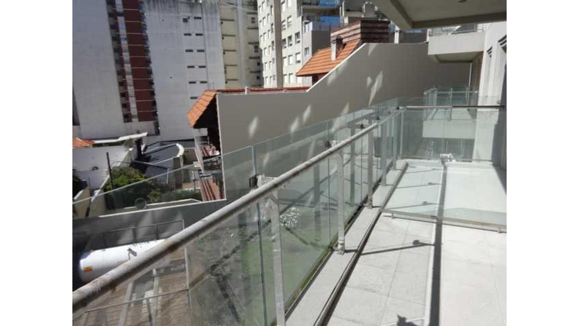 Departamento en Venta en Playa Grande, USD 200.000