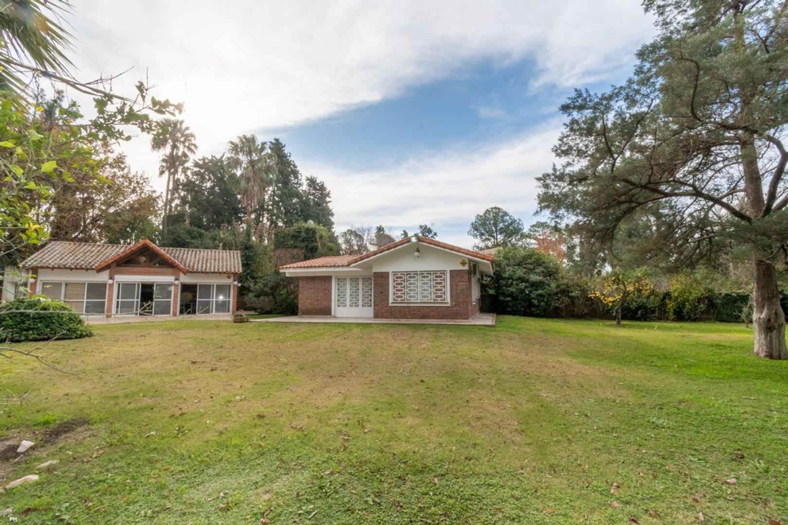 VENTA CASA 3 DORMITORIOS COTOS DE ALAMEDA ROLDAN