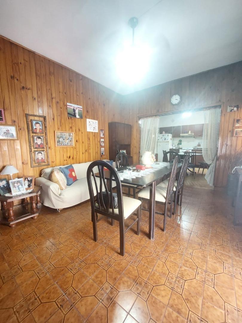 Depto Tipo Casa 4 ambientes con 1 baño