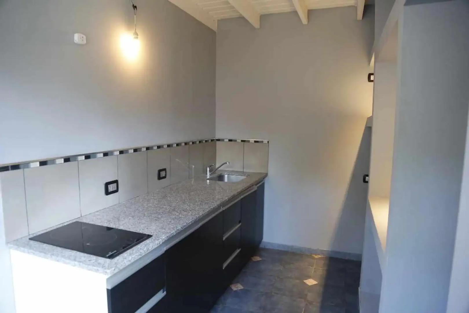 Casa en venta CITY BELL PILETA