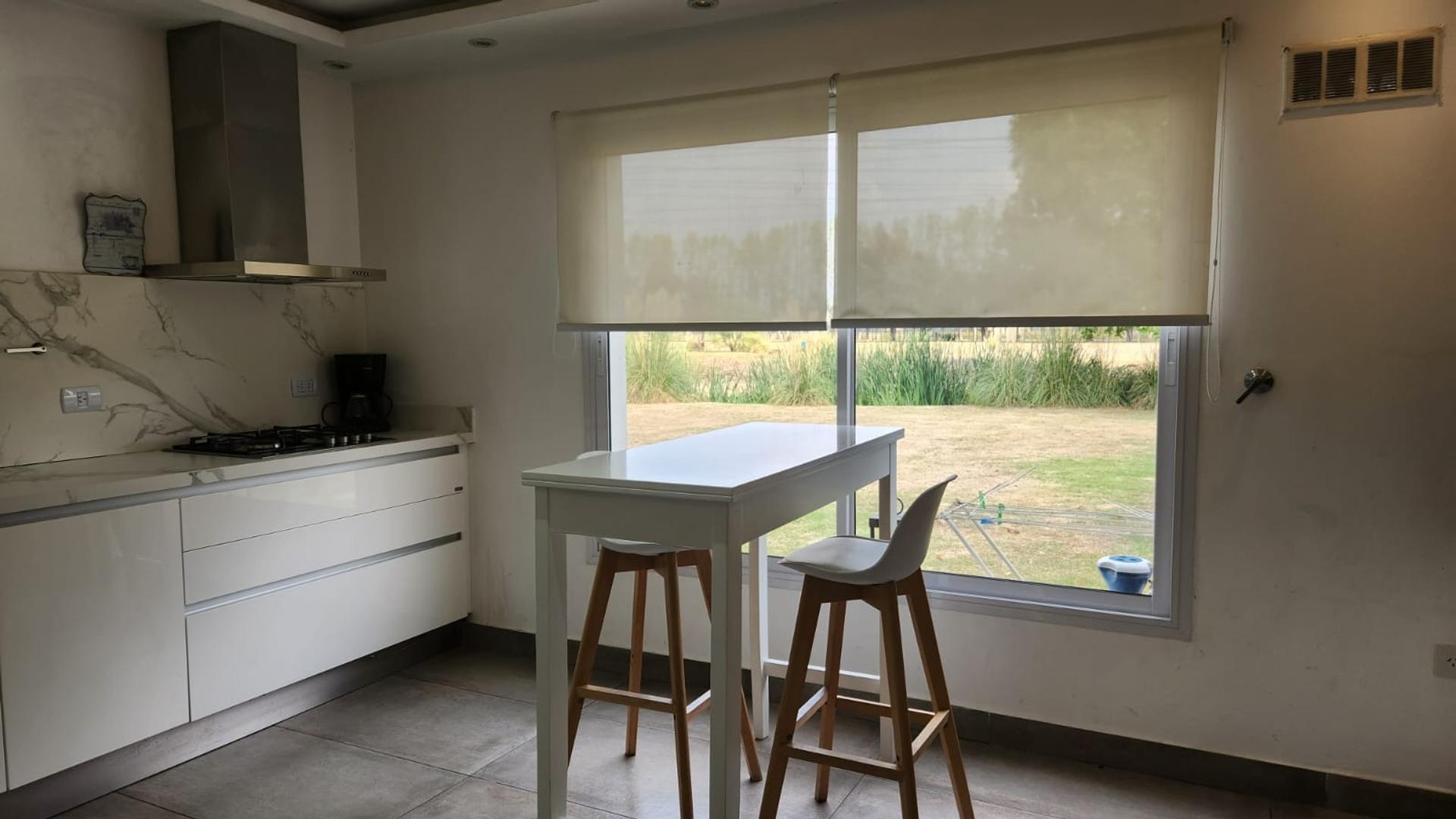 Chalet sobre golf. Oferta de contado