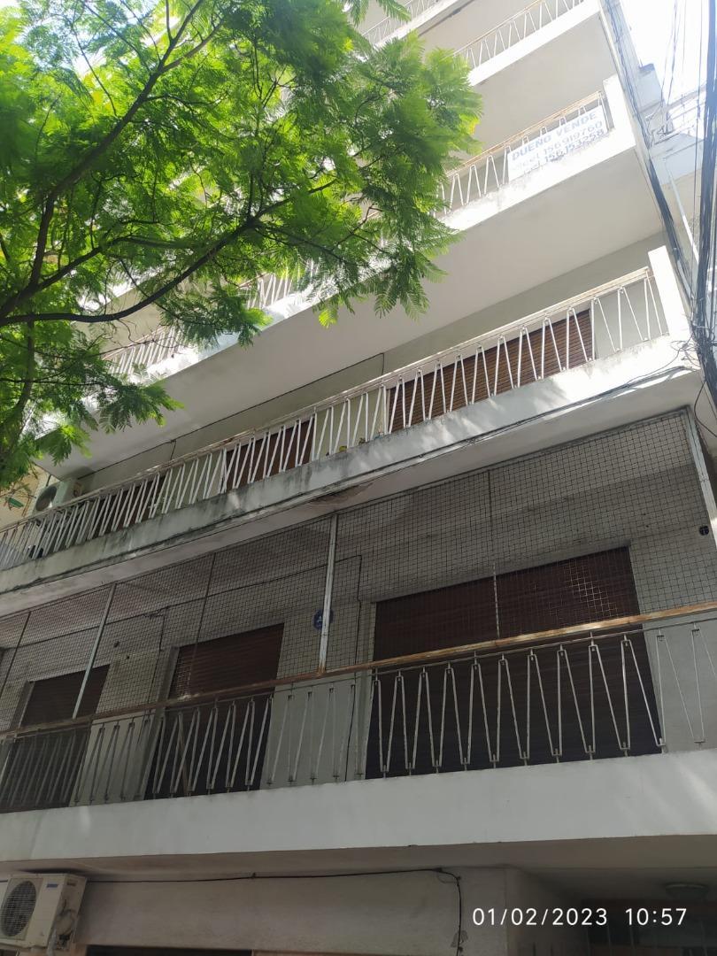 9 De Julio 1279 , Piso 4