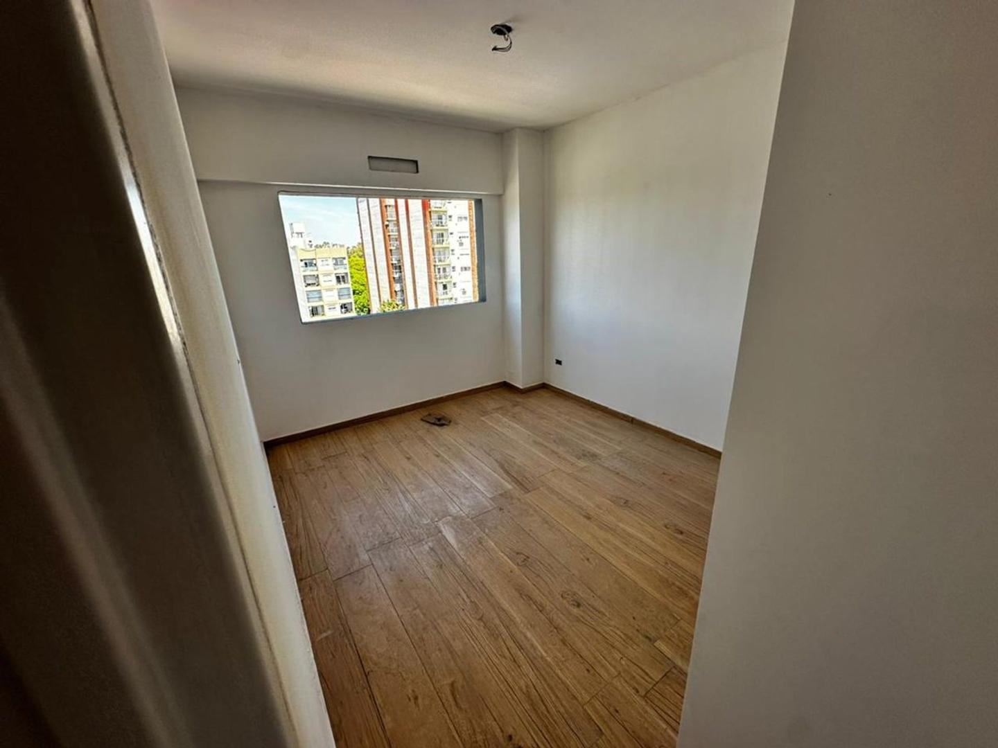 3 AMB C/VESTIDOR Y PARRILLA SANTOS  LUGARES PERMU