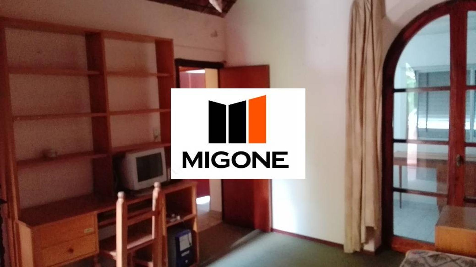 Casa en Alquiler con 1 cochera