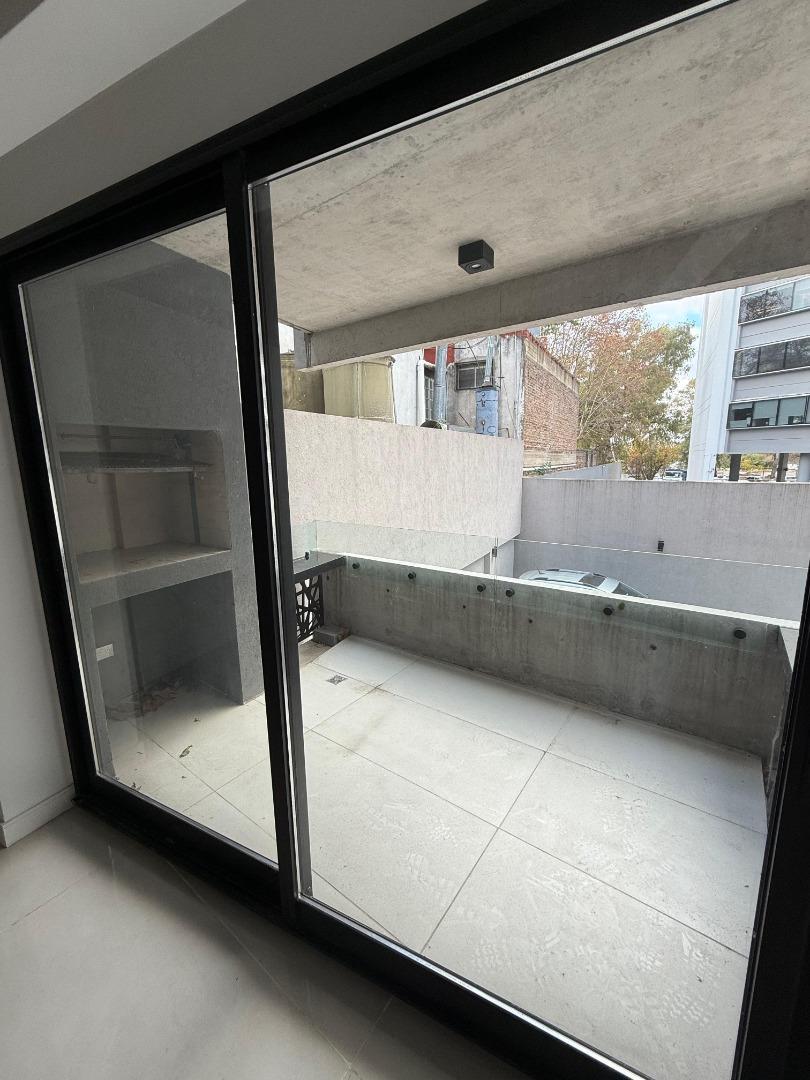 Departamento en Venta en Vicente Lopez Vias / Rio, USD 208.000