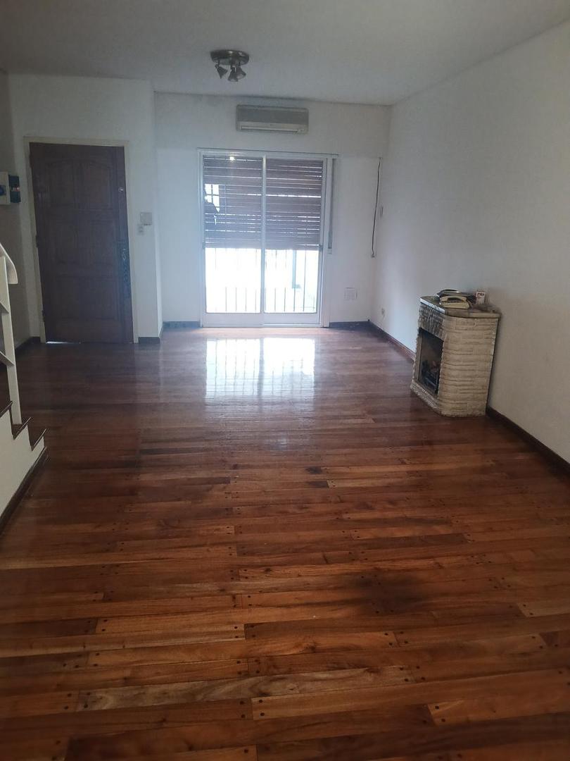 Depto Tipo Casa en Alquiler en Parque Avellaneda, $ 2.500.000