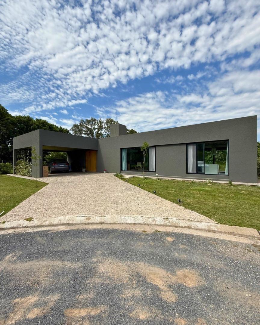 HERMOSA CASA EN ALQUILER, AZAHARES DEL PARANA, FIGHIERA!