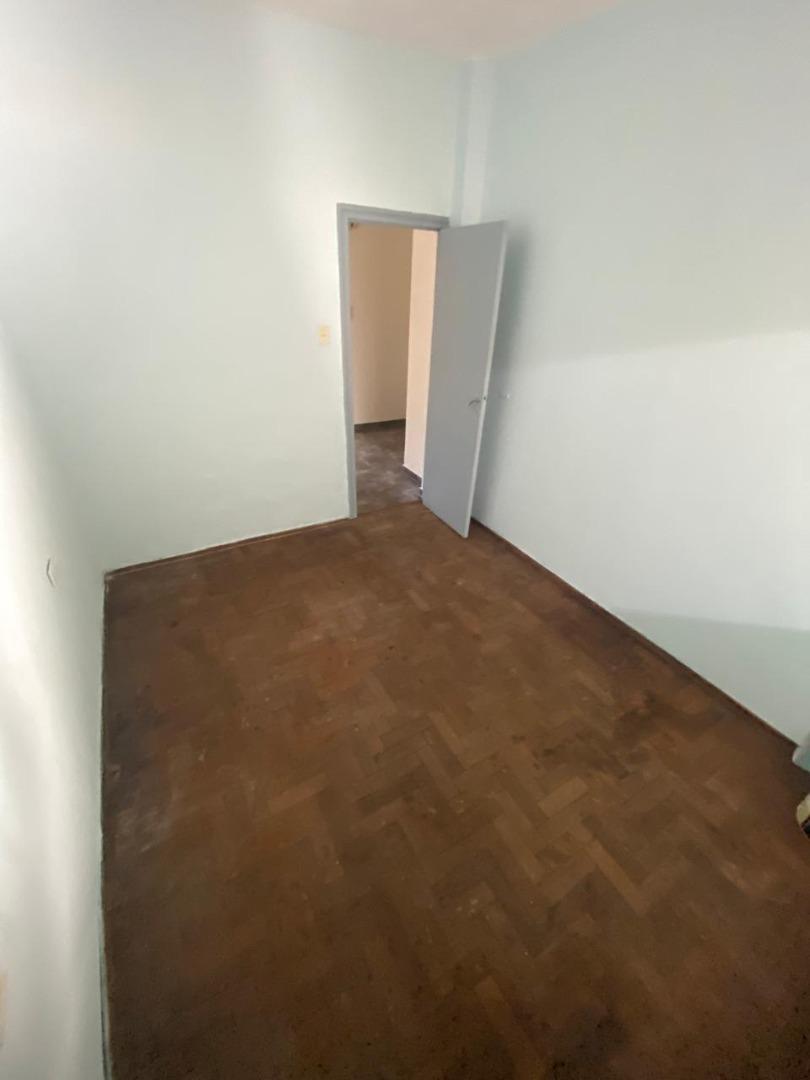 VENTA CASA 2 DORMITORIOS MITRE 4807