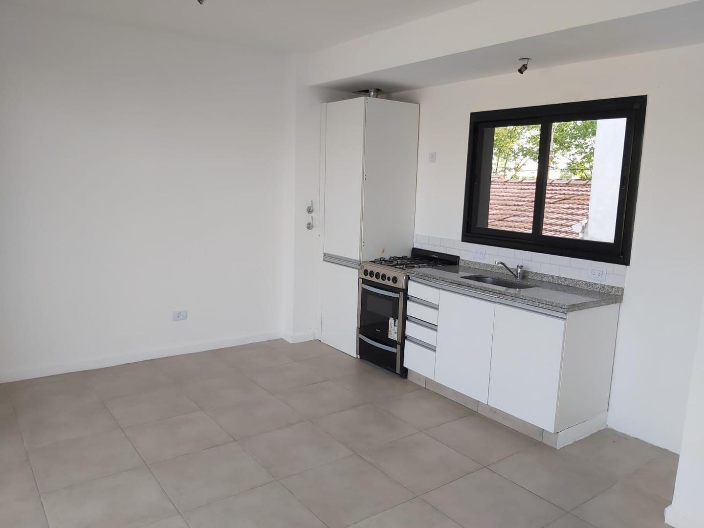 Departamento en Venta en Zarate, USD 67.000