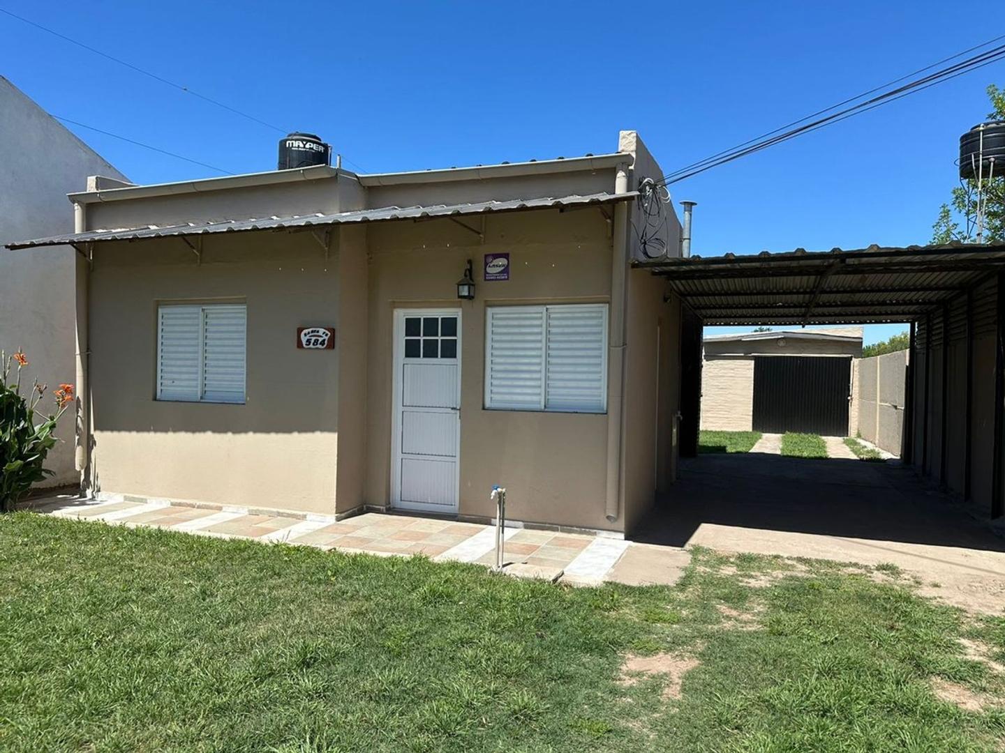 ALQUILER CASA 1 DORMITORIO CON PATIO LEHMANN