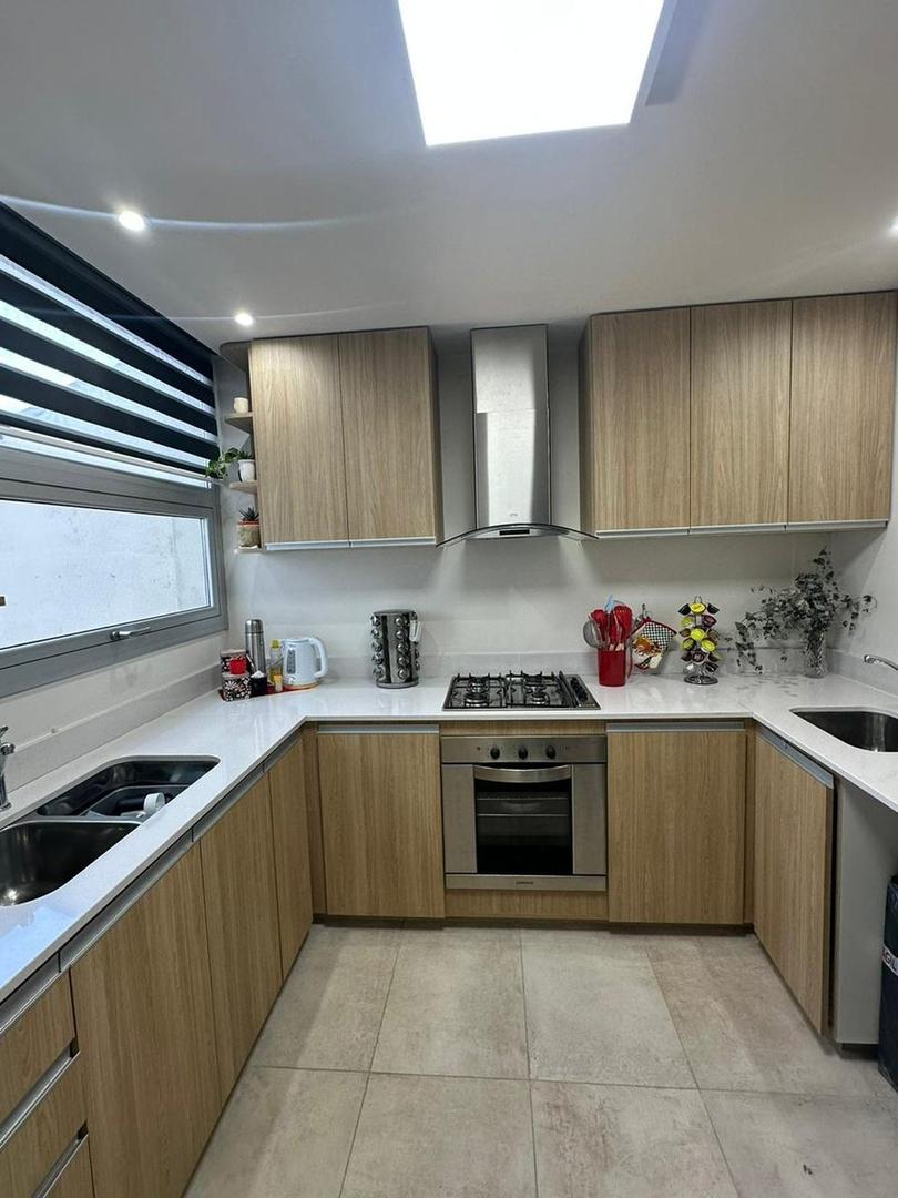 VENTA DEPARTAMENTO SEMIPISO DE CATEGORÍA