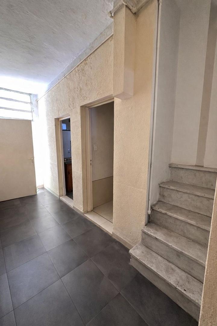 Depto Tipo Casa en Venta con 1 cocheras