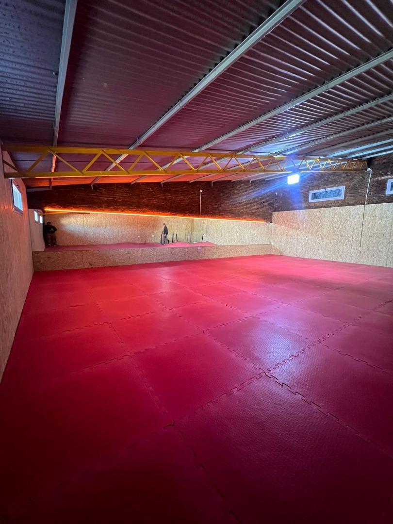 Local para gimnasio- ALQUILER- Ituzaingó sur