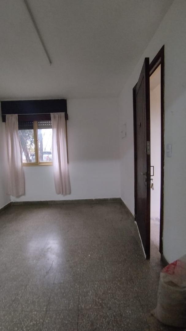 Sarmiento 1900 , Piso PB