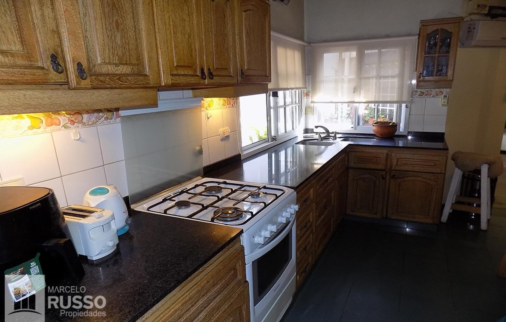 Juan José Borda 1127