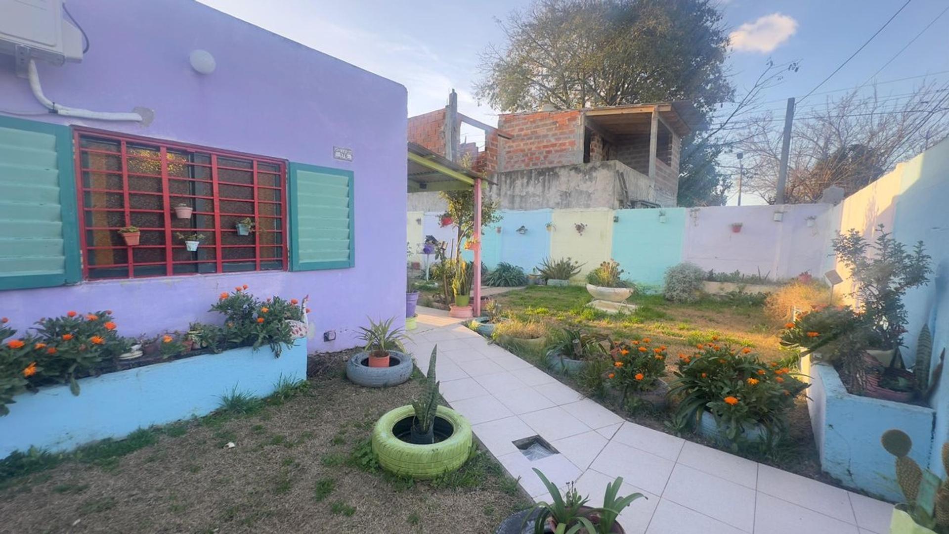 Casa en Venta en Sourigues, USD 49.000