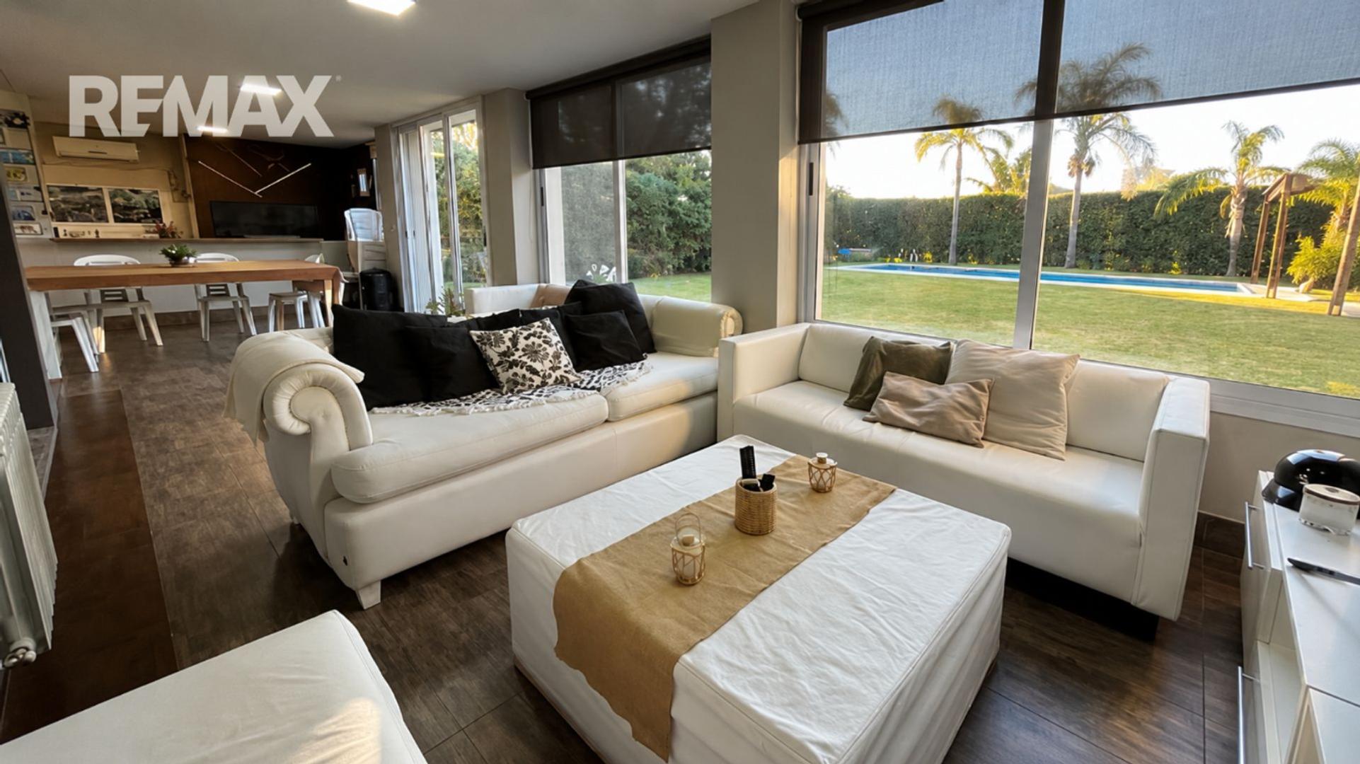 Casa 5 ambientes con 3 baños