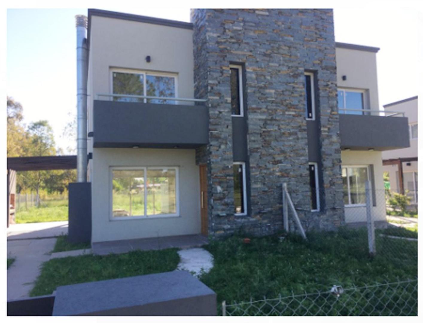 CASA VENTA MARCOS PAZ "CLUB DE CAMPO EL MORO"