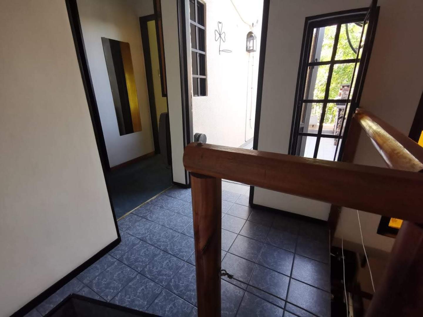 Casa lote propio 3 amb 2 bñs impecable estado