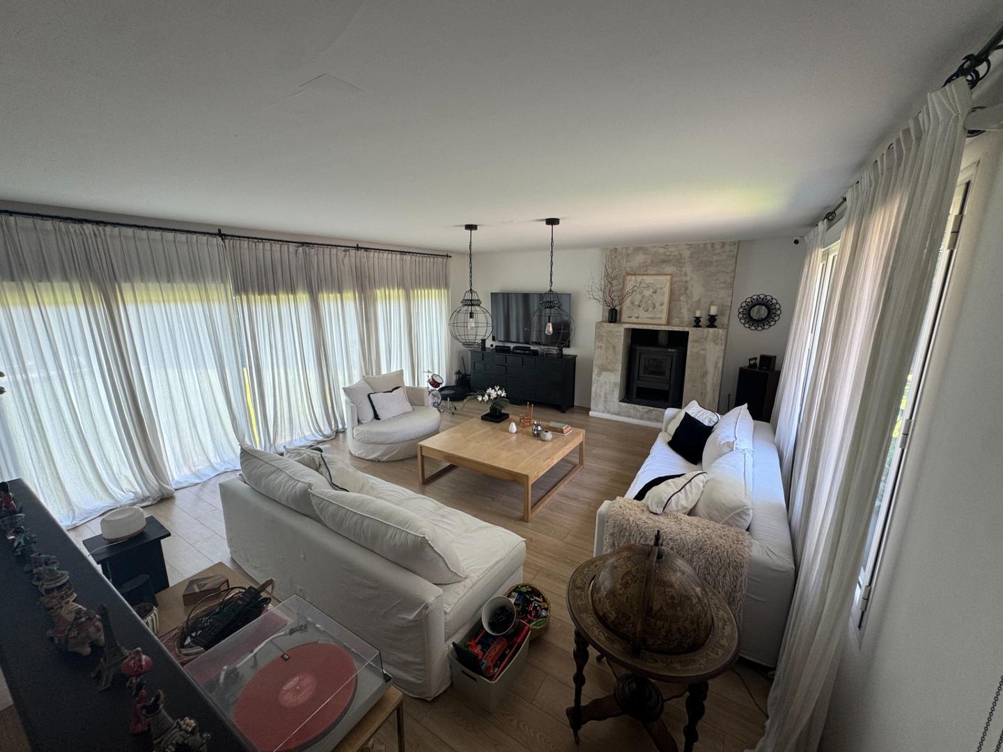 Casa en Venta en Amancay, USD 470.000