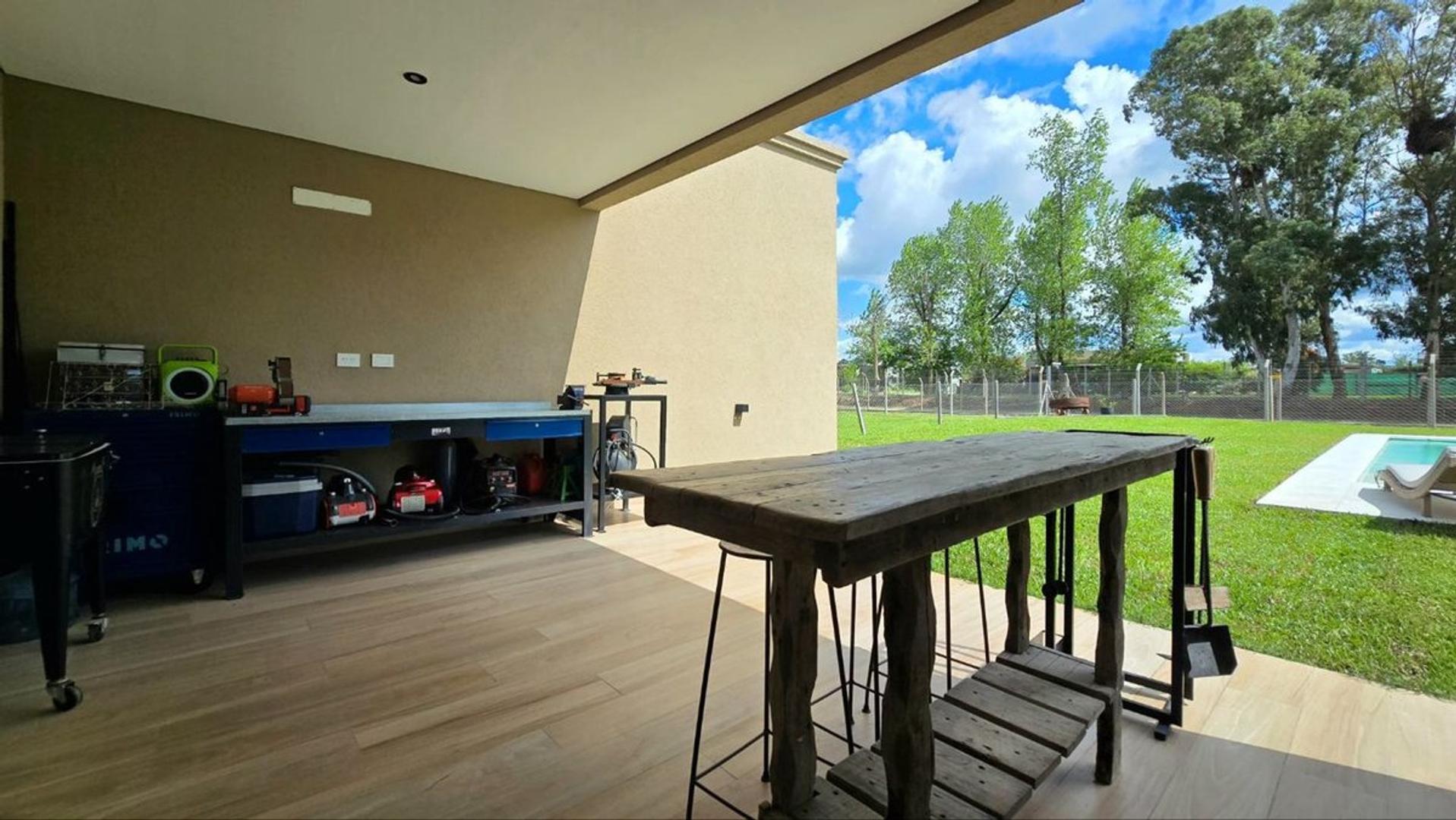 Casa en Venta en Pilar del Este - San Ramiro, USD 189.900