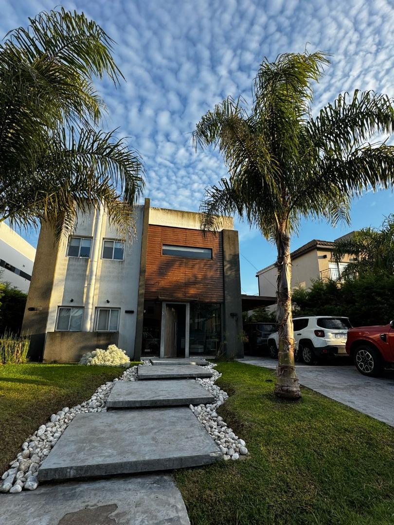 Casa en Venta en Berazategui