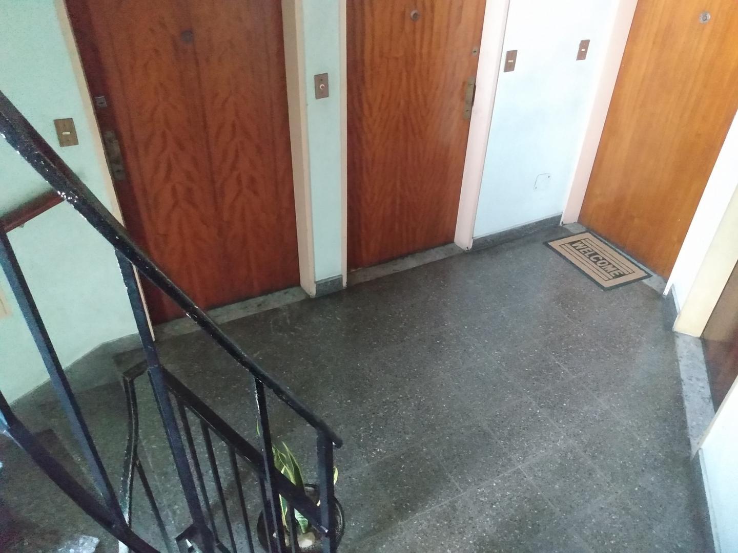 Departamento en Alquiler en Ciudadela, $ 450.000