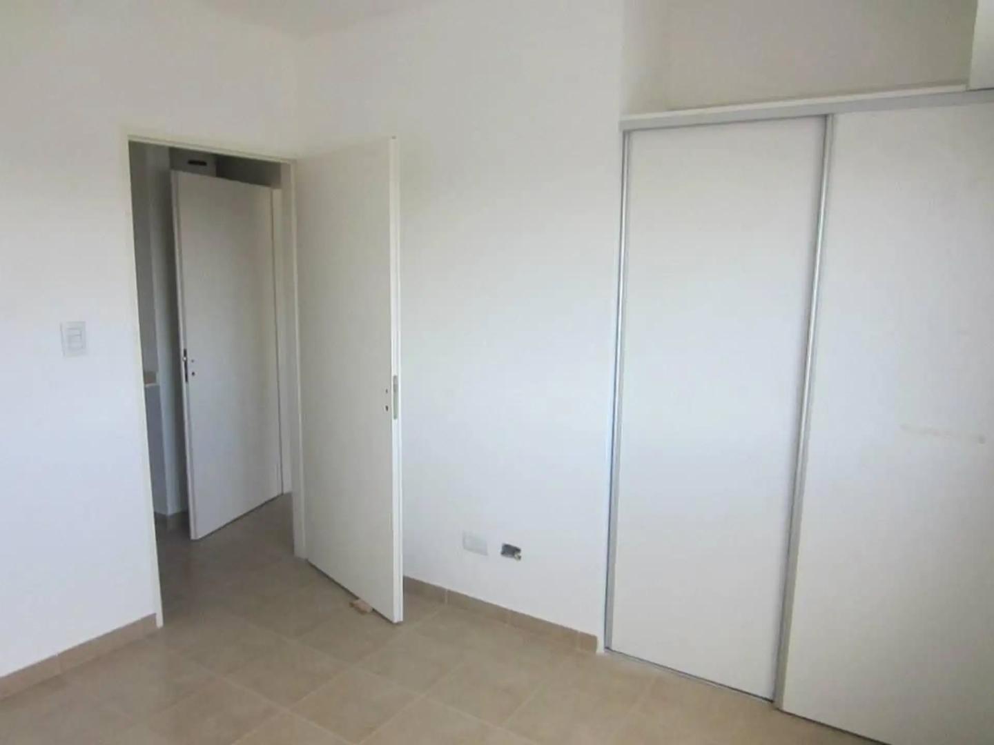 Departamento en Venta en Pilar, USD 91.000