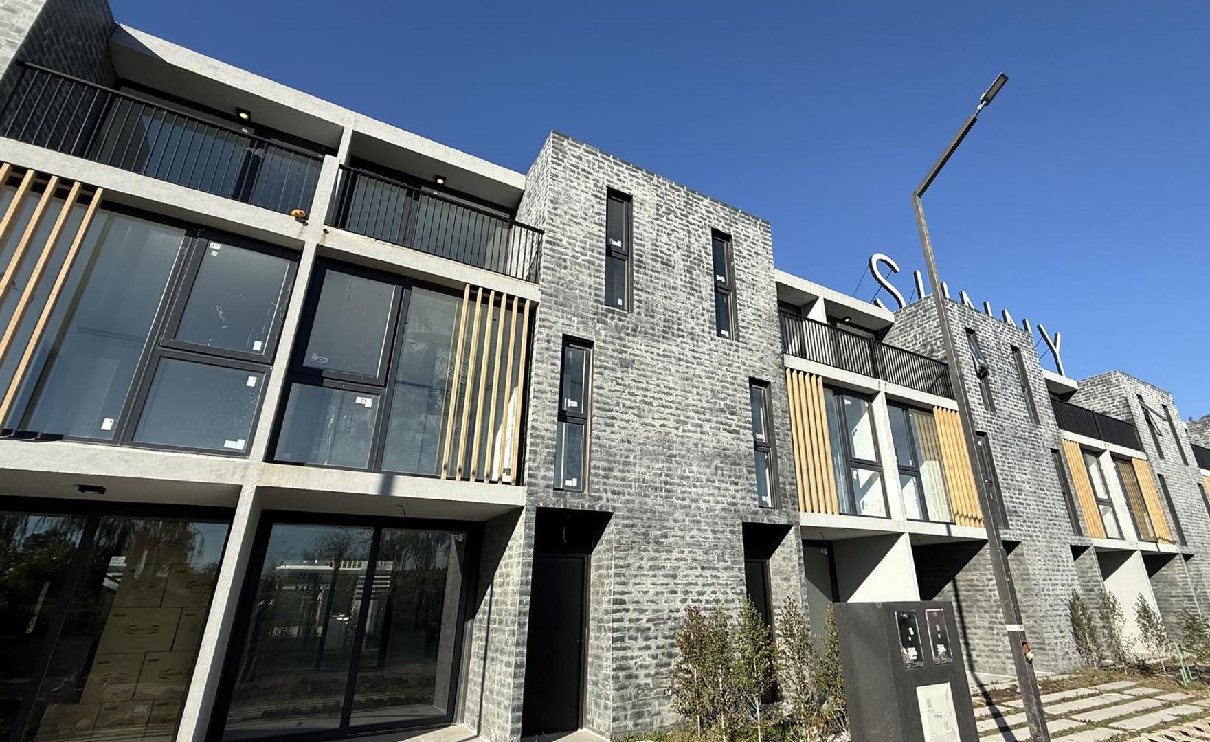 Casa en Alquiler de 3 dormitorios