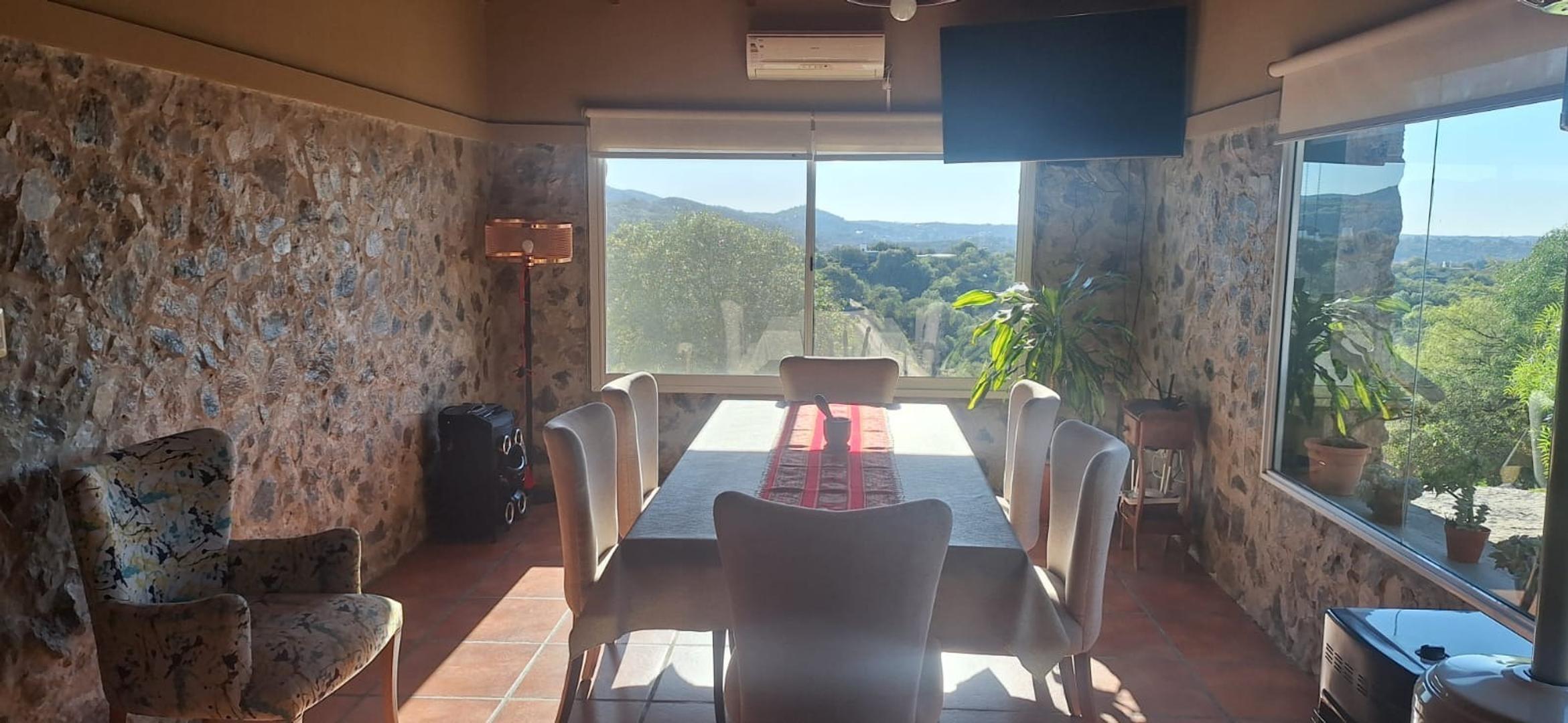 Casa en Venta en Corral De Barrancas, USD 230.000