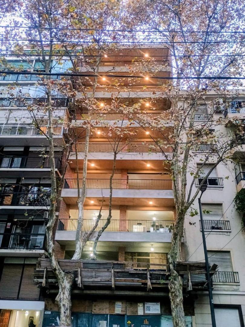 Duplex a estrenar 4 Ámb. con cochera sobre Lafinur