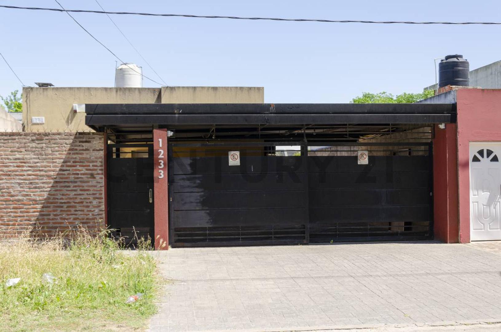 Vendo casa 3 dormitorios en Gonnet