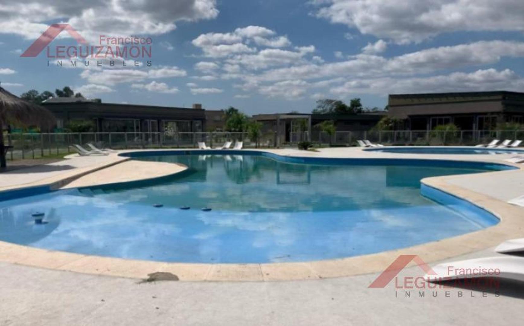 689 m2 - UBICACION EXCELENTE