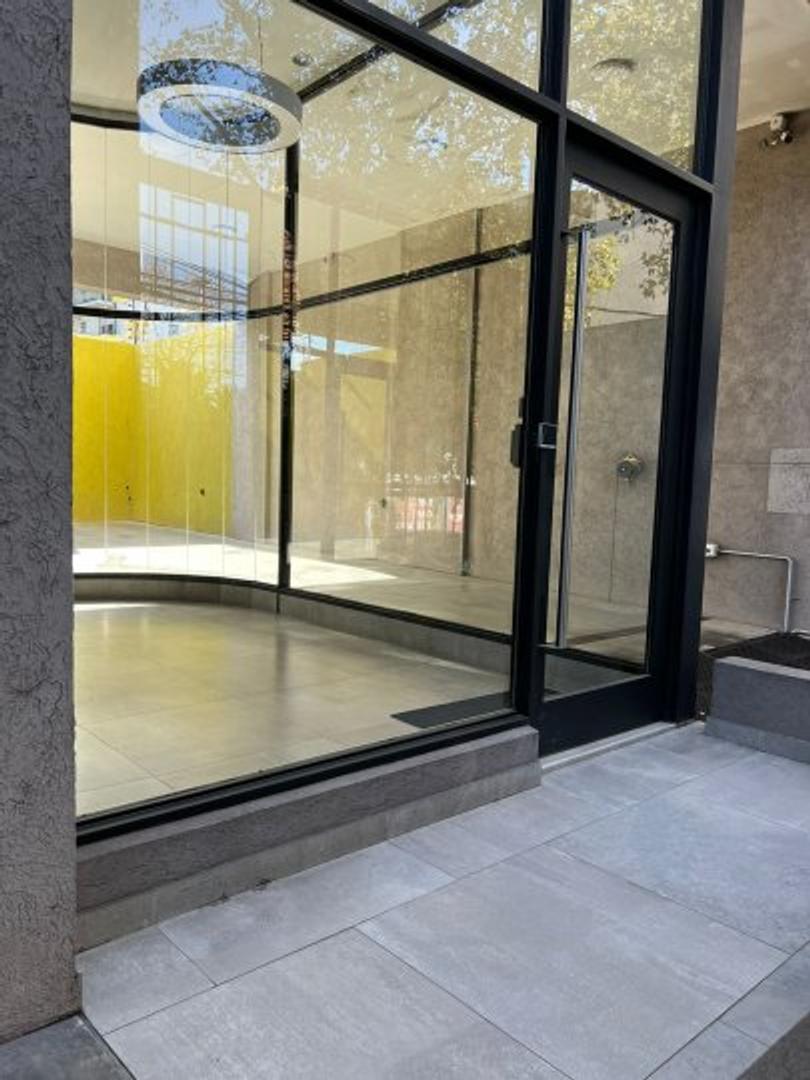 Monoambiente divisible en 2 ambientes con balcón orientación Norte, vivienda y/o apto profesion...