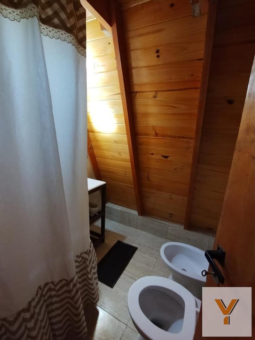 Casa 3 ambientes con 2 baños