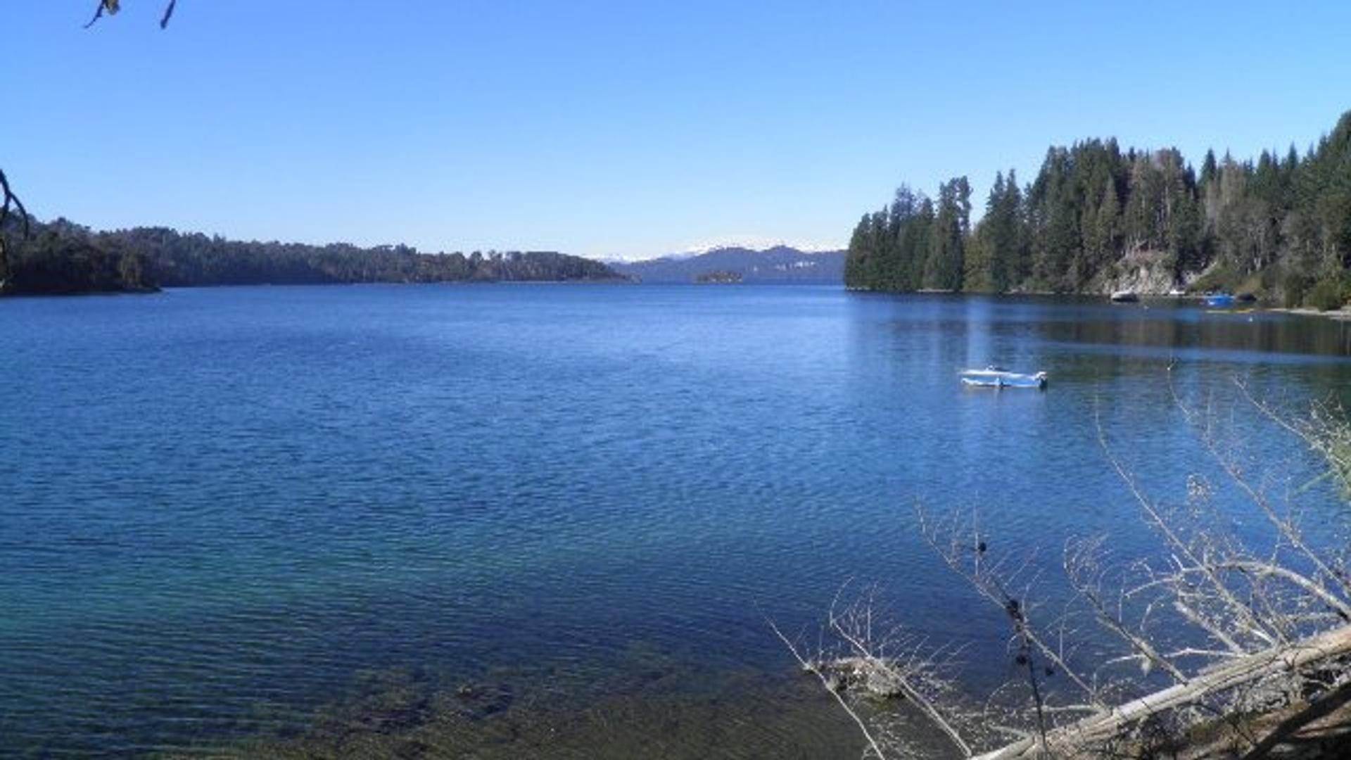 Terreno costa de lago Nahuel Huapi - Pnla Manzano